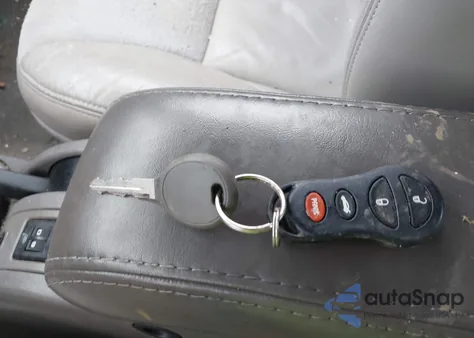 2004 Chrysler Sebring Limited из США, поврежденный, VIN 1C3EL65R64N287297